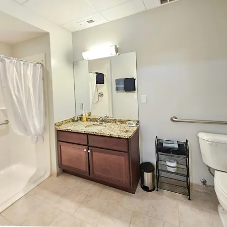 Cute + Cozy Studio At The Inman - 207 Champaign Exterior photo