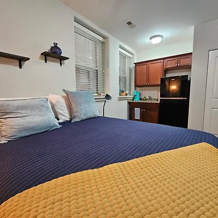 Cute + Cozy Studio At The Inman - 207 Champaign Exterior photo